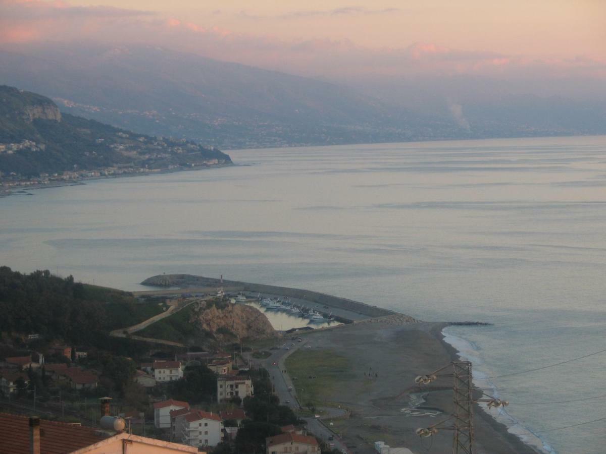Azienda Agrituristica Le Terre Di San Leonardo Cetraro Kültér fotó