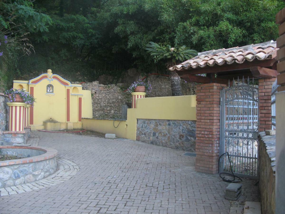 Azienda Agrituristica Le Terre Di San Leonardo Cetraro Kültér fotó